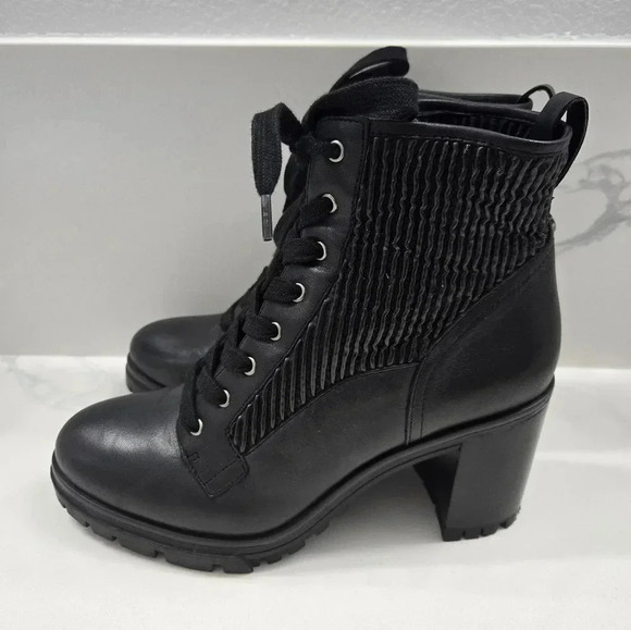 Vince Camuto Donna Combat/ Moto Bootie - Picture 7 of 16